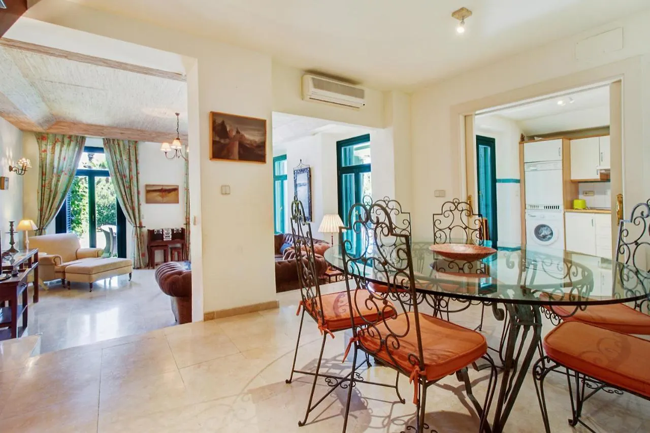 Adosado En Ribera Del Emperador Villa Sotogrande Spain