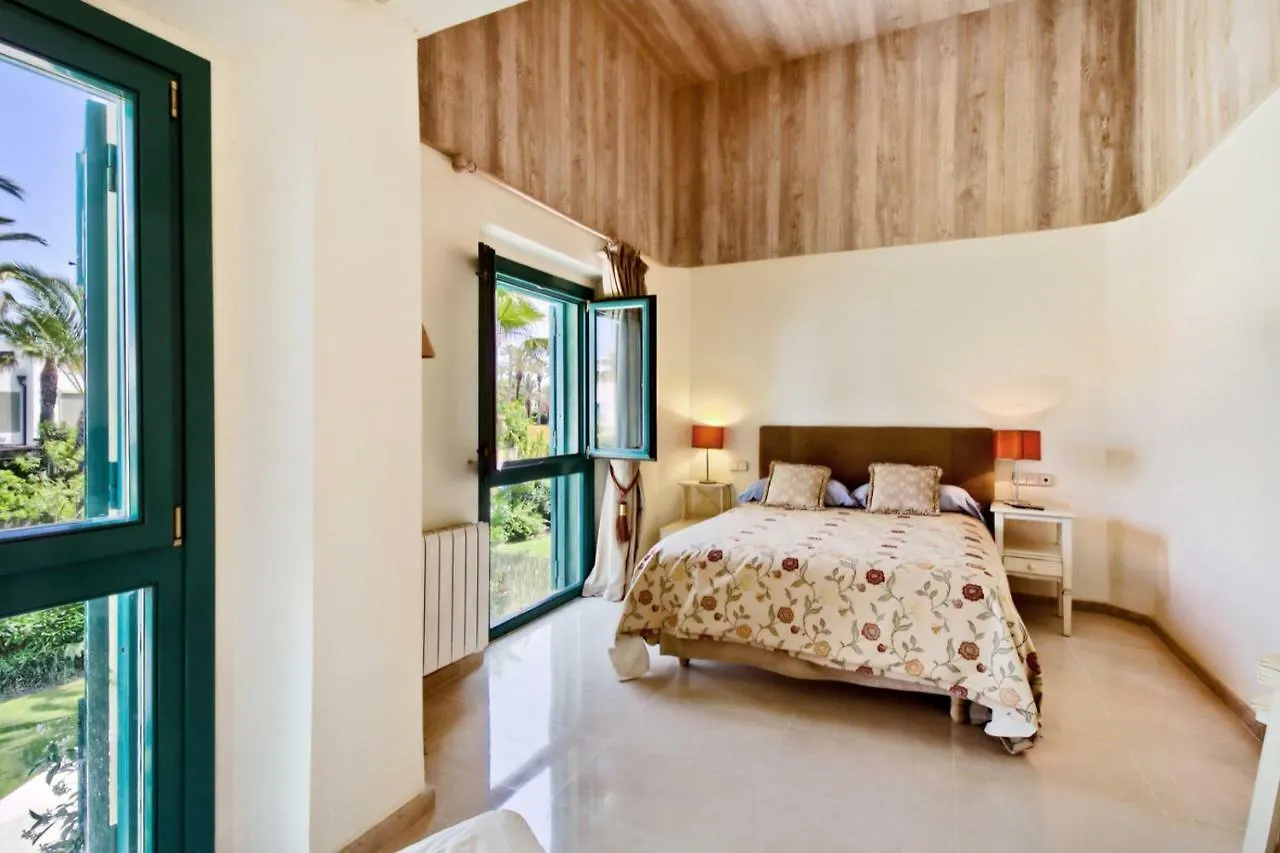 Adosado En Ribera Del Emperador Villa Sotogrande Holiday home