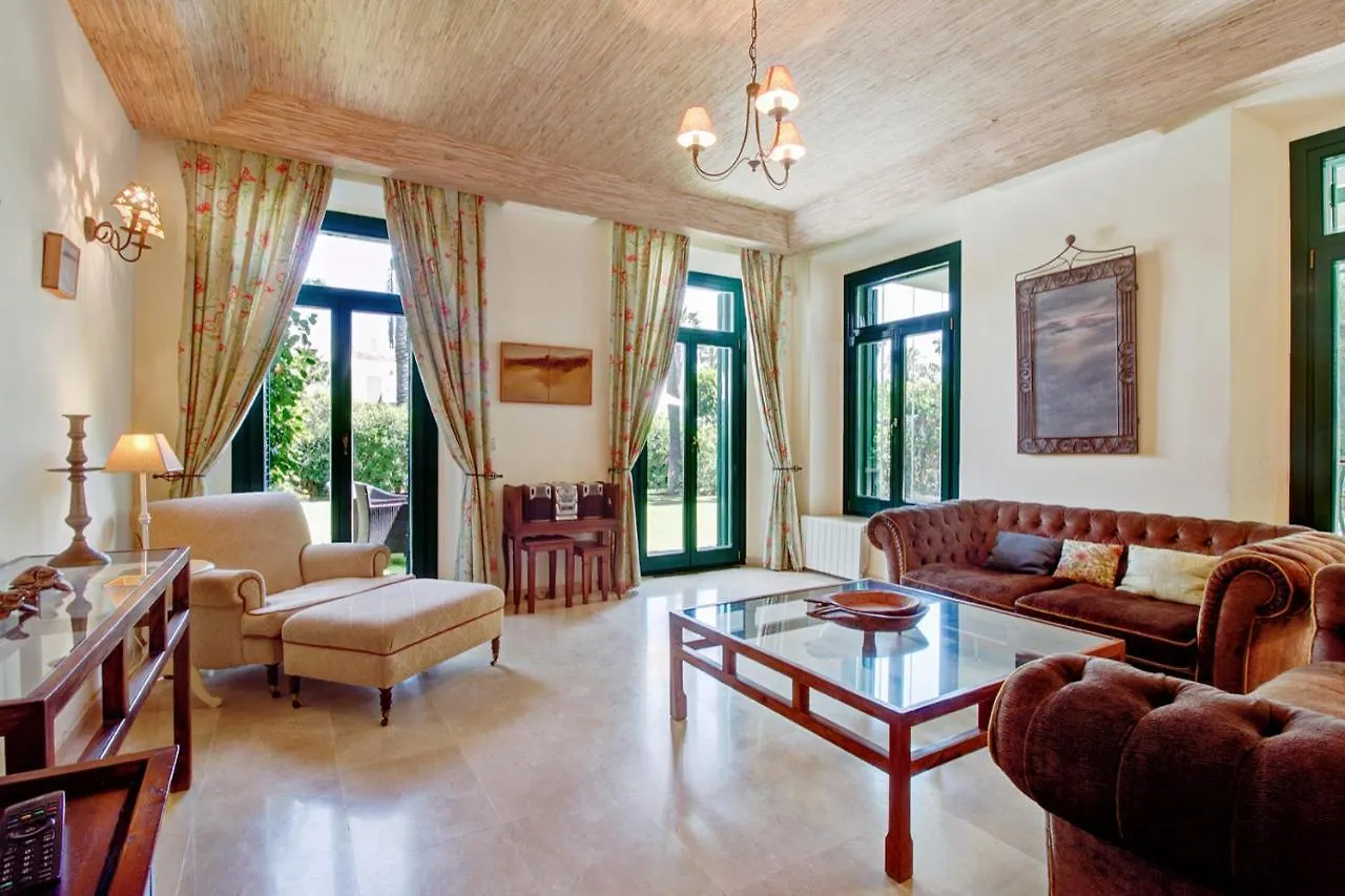 Adosado En Ribera Del Emperador Villa Sotogrande Holiday home