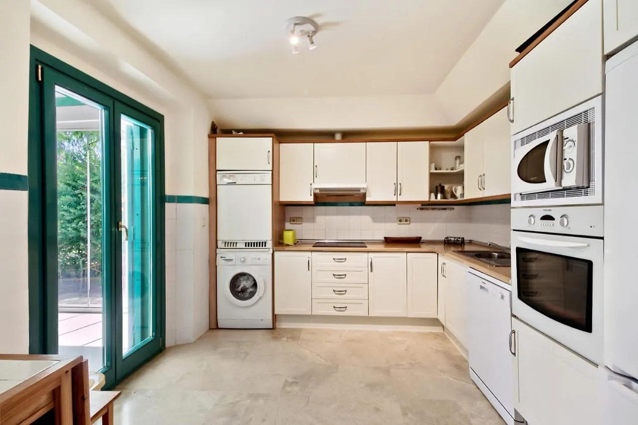 Holiday home Adosado En Ribera Del Emperador Villa Sotogrande Spain